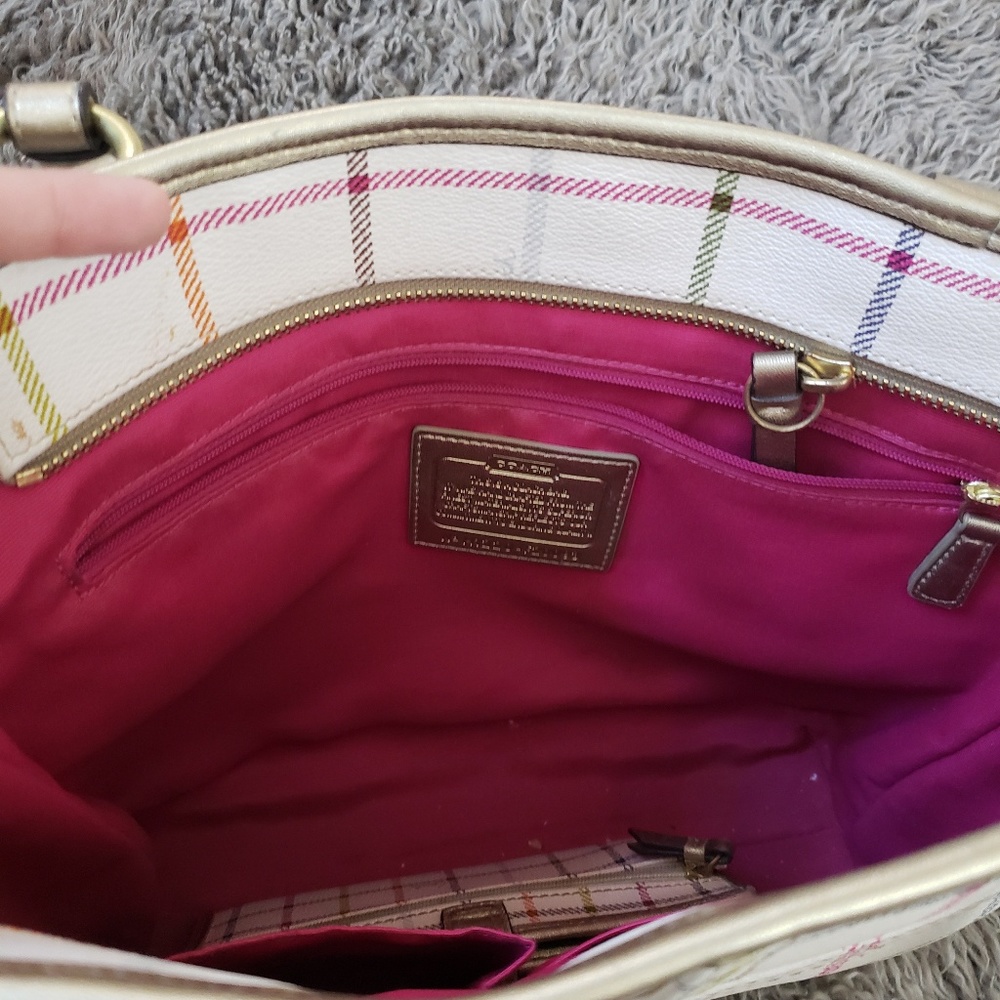 Coach bundle - Picture 3 of 3